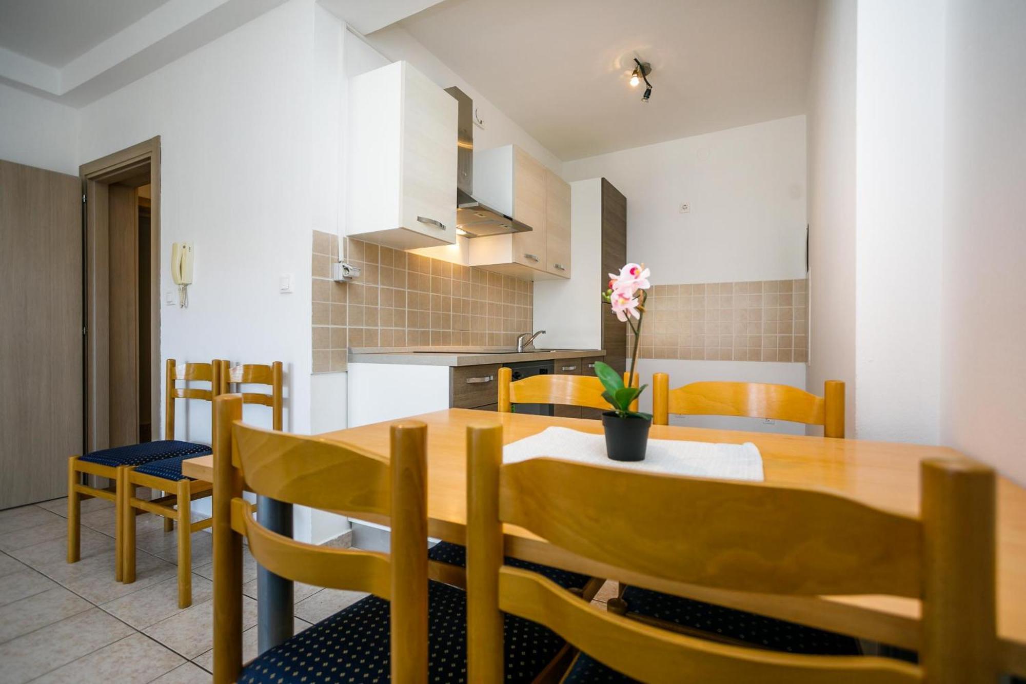 Apartment Pirun Baška Esterno foto