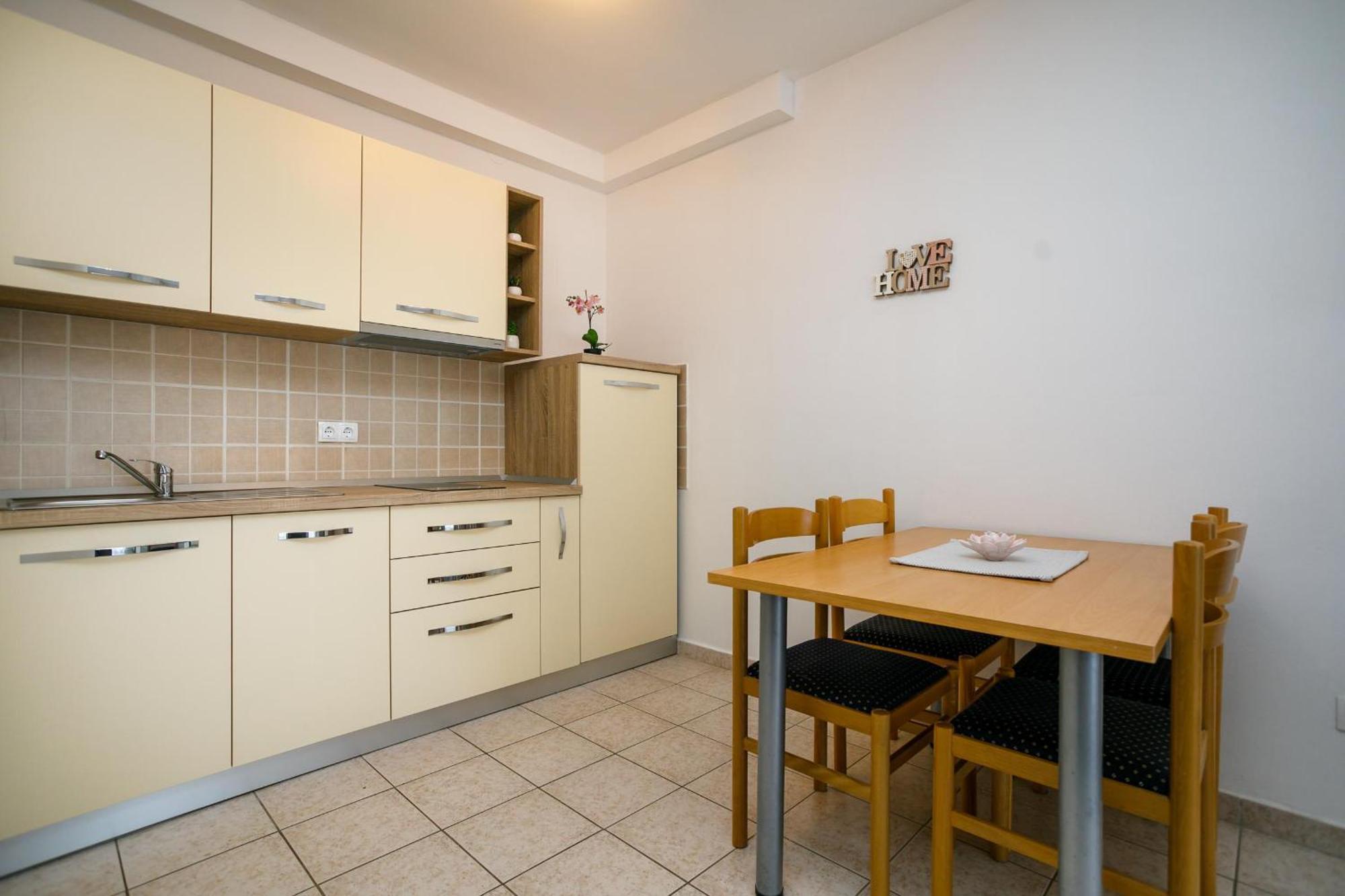 Apartment Pirun Baška Esterno foto