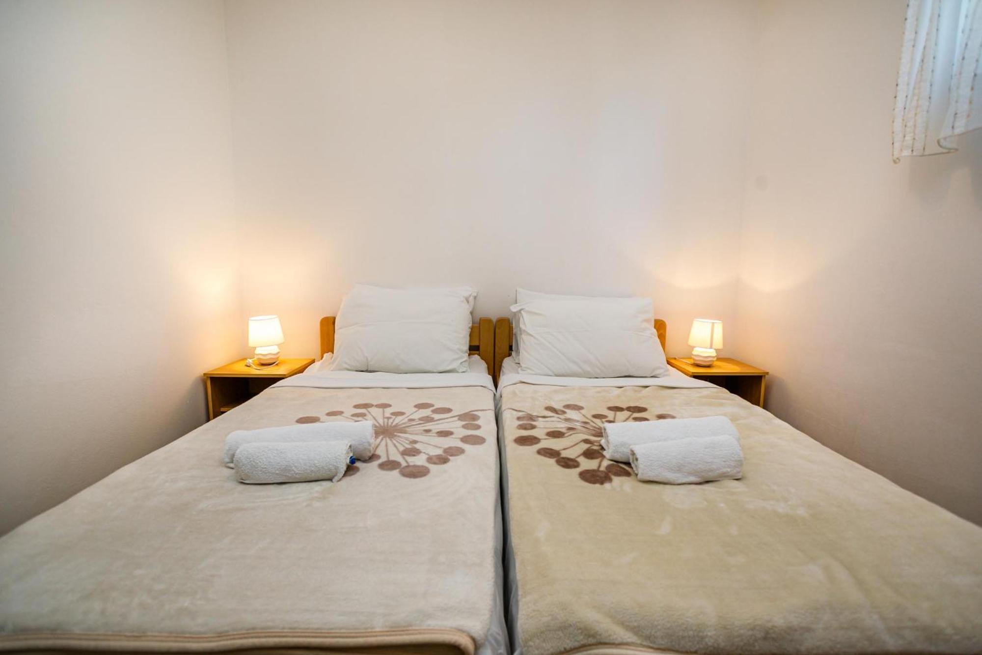 Apartment Pirun Baška Esterno foto