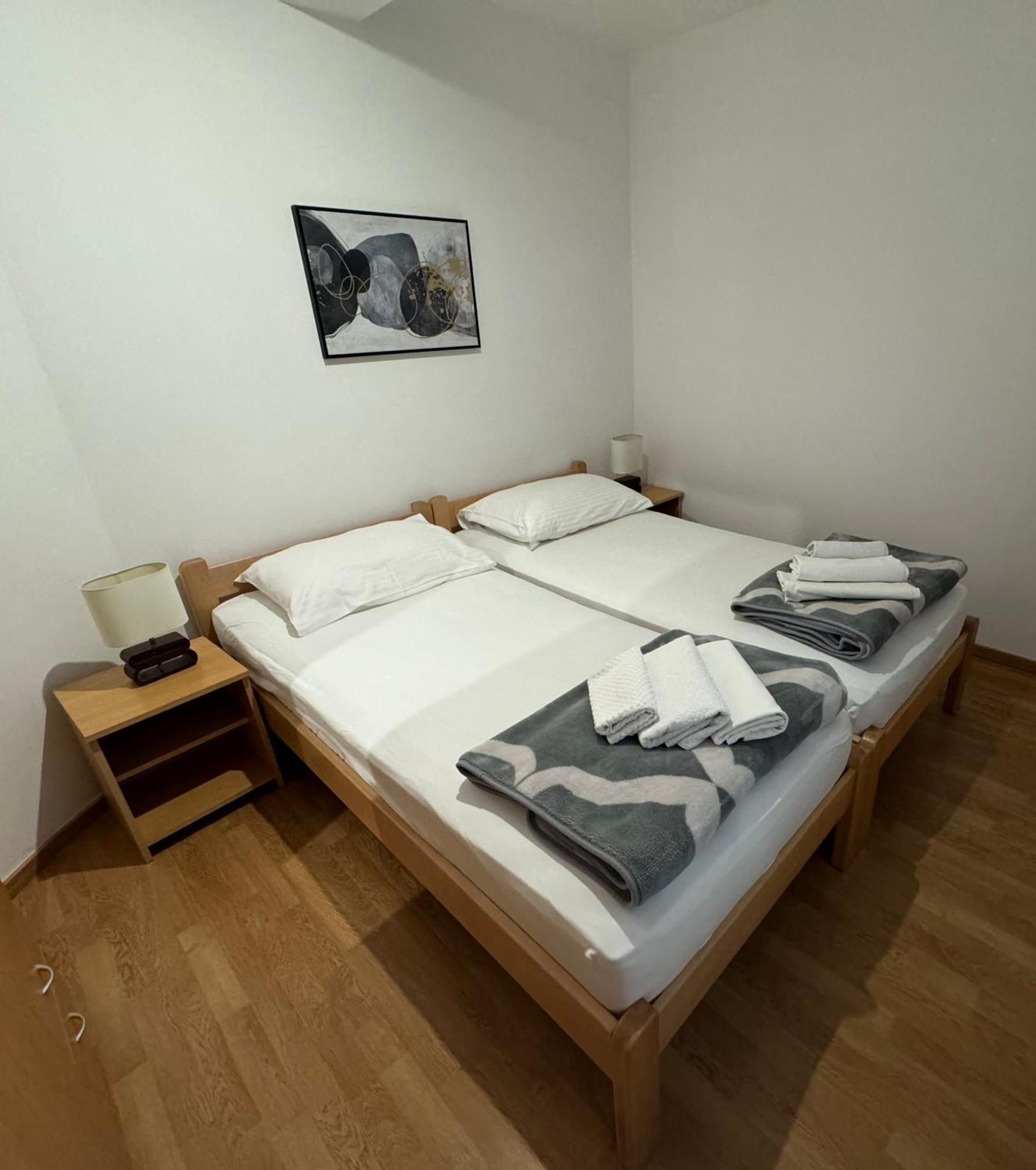 Apartment Pirun Baška Esterno foto