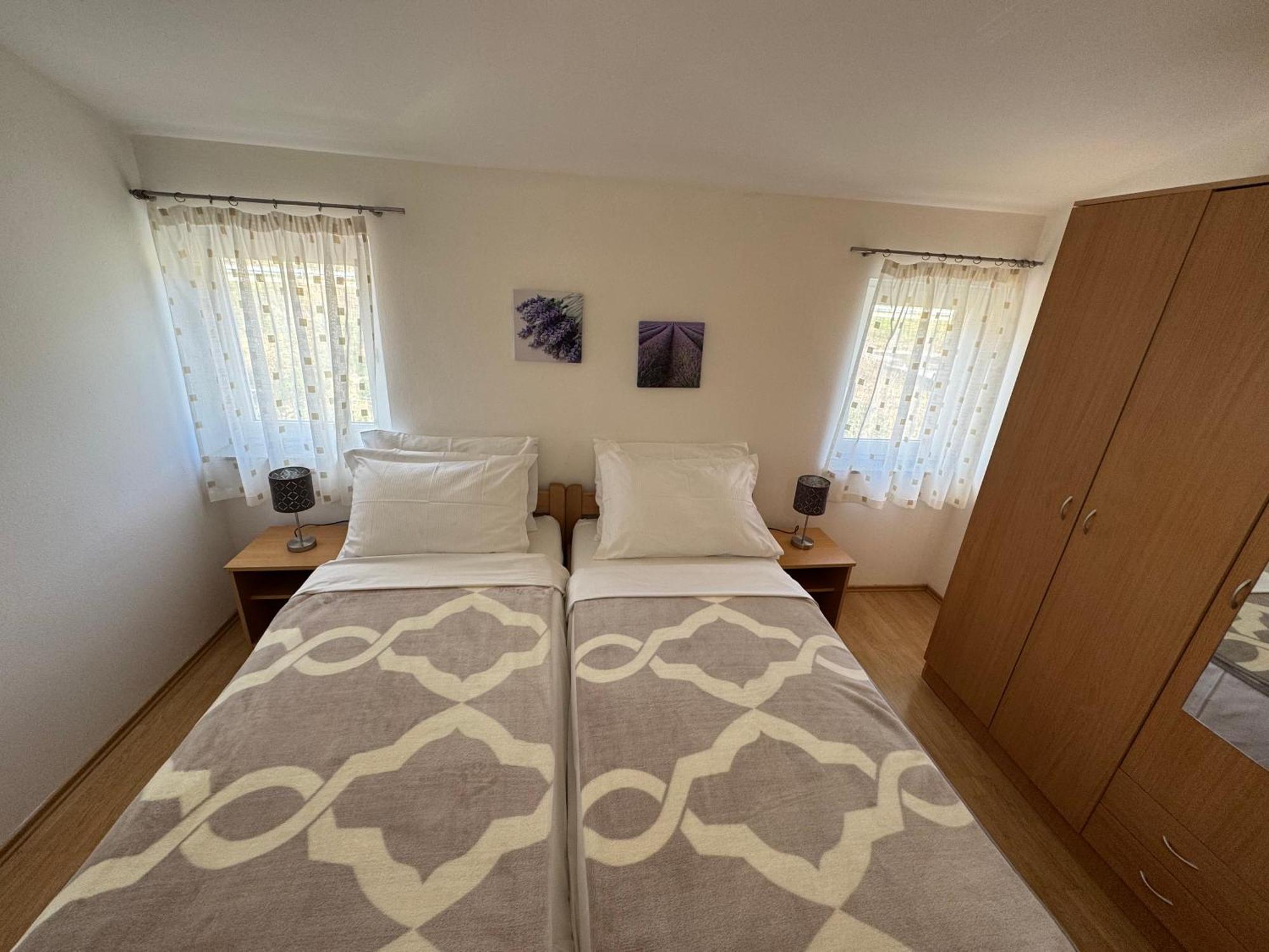 Apartment Pirun Baška Esterno foto